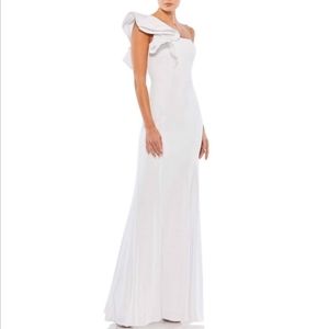 Gorgeous, surprisingly comfy & recently alerted dress/gown!